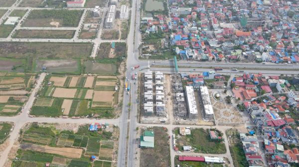 Dự án Aurora Harbour Nam Hải được xây dựng ngay mặt đường Bùi Viện và Liên Phường